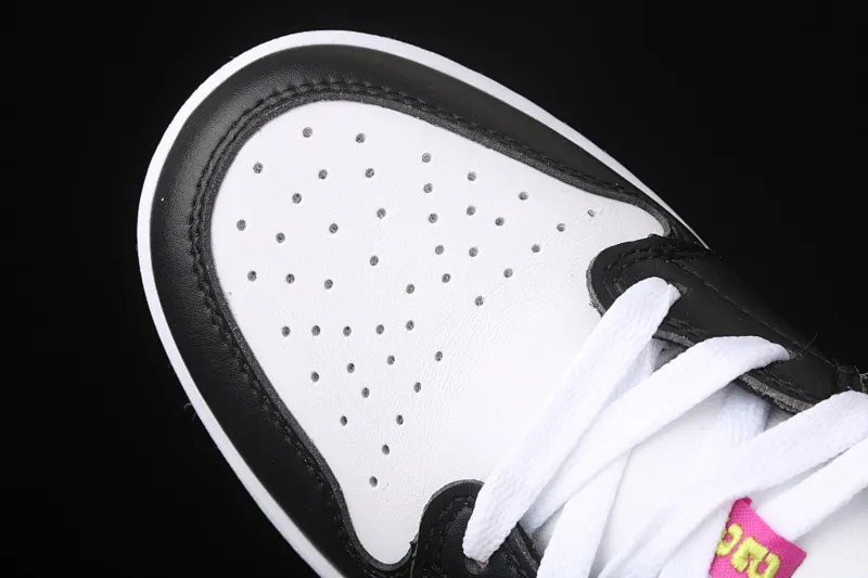 All categories Air Jordan Jordan series basketball shoes Air Jordan 1 Low Air Jordan 1 Low AJ1 Joe 1 black and white red inkjet low-top cultural and leisure sports sneakers CW5564-001